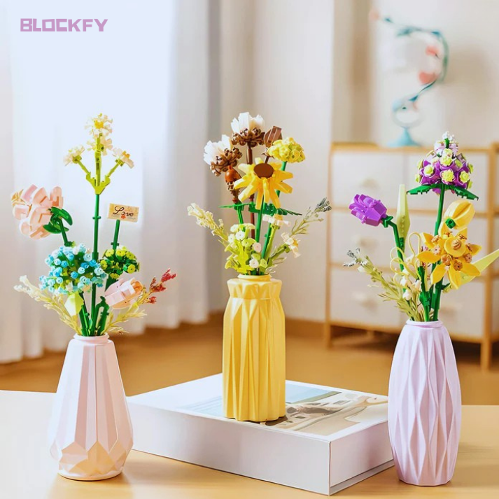 Colorful Dreams Vase Bouquet Blockfy™
